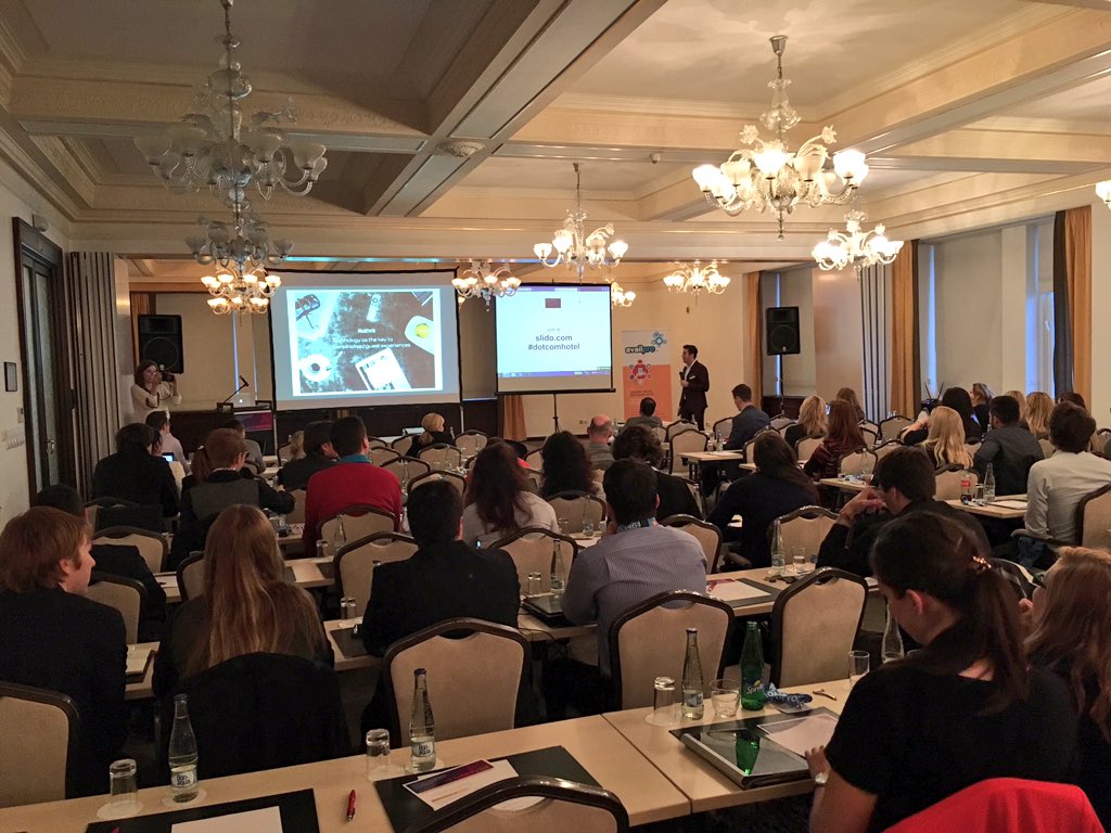 Daniel Zelling tweet media