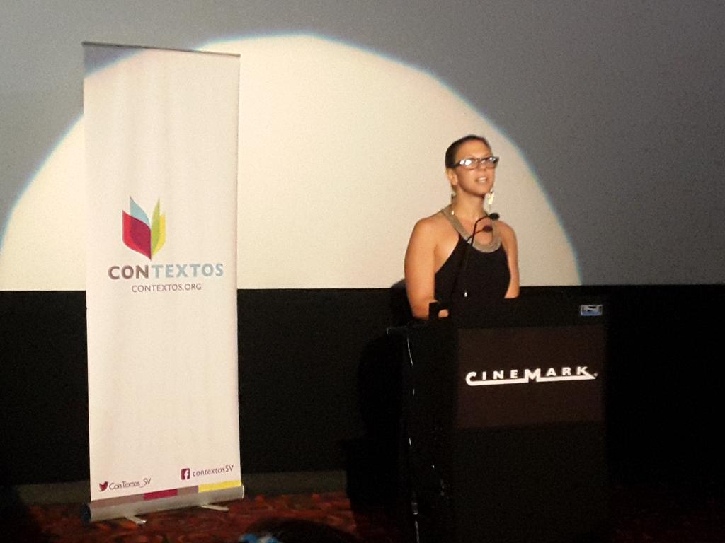 #CongresoConTextos 

Fundadora <a href="/ConTextos_SV/">ConTextos</a> reta a 400 profesores invitados a cambiar mentalidad y cambiar al país