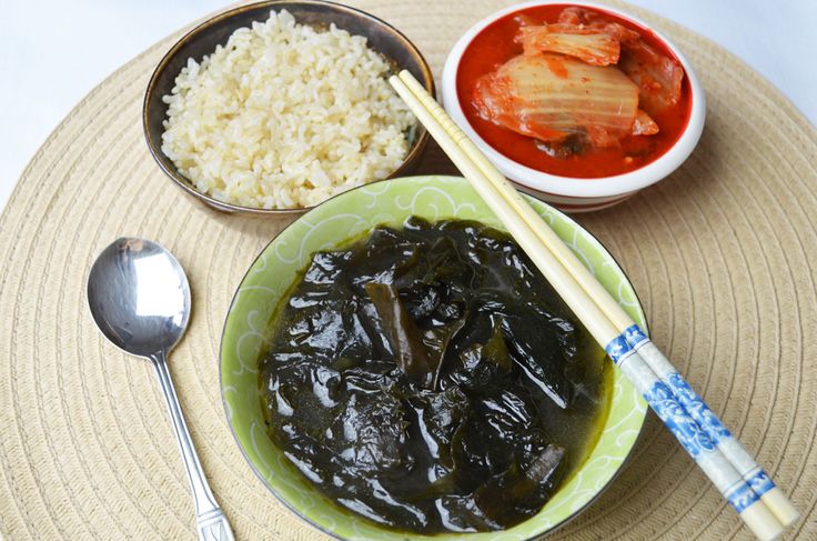 YinYangLiving's tweet photo. Who says you can’t eat rice, #seaweed &amp; #kimchi for #breakfast?! https://t.co/NNQOFPzVb6 #AsianLiving #HealthyLiving https://t.co/tsCxXCPUBp