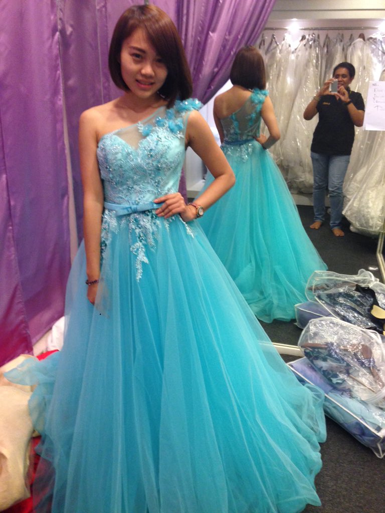 Steffy_ai's tweet photo. Fitting baju ni kira kira buat apa y? https://t.co/13TtIGMCxN