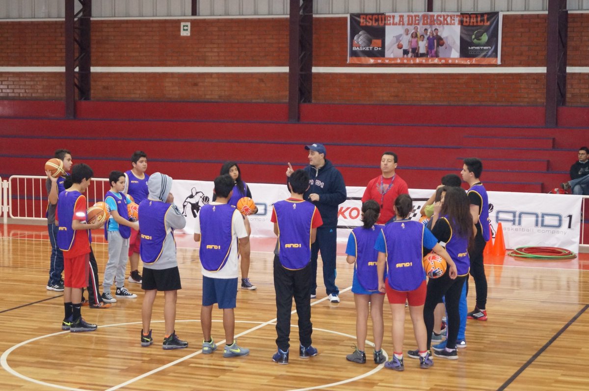 basketdmas's tweet photo. SABADO 28 NOVIEMBRE  GRUPO 6- 9 AÑOS   ENCUENTROS AMISTOSOS COLEGIO SUN VALLEY, LOS OTROS GRUPOSEN  LICEO MIXTO https://t.co/Pp5OY9ddtb