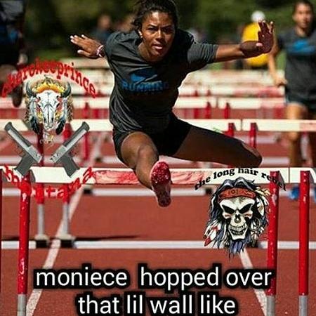 SLS_ClassCoupe's tweet photo. @KalisWorld  Ion knw y bitches wnna play😂😂😂😂😂,,like ur not bout that life https://t.co/j9IVtg8jEq