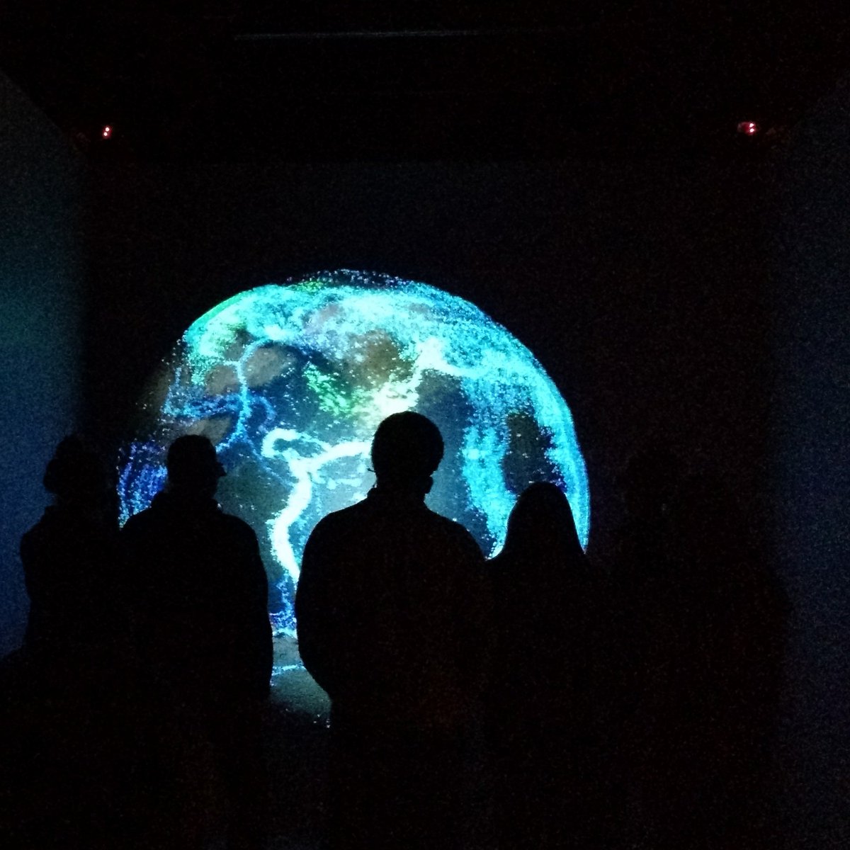 tadousay's tweet photo. It's my favorite class of the semester...showing our #wyoitec students the #uwyo #3dcave! #aspirehigher #uwyoed https://t.co/HJywGf04Je
