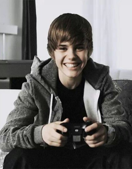 GUCClBIEBER tweet picture