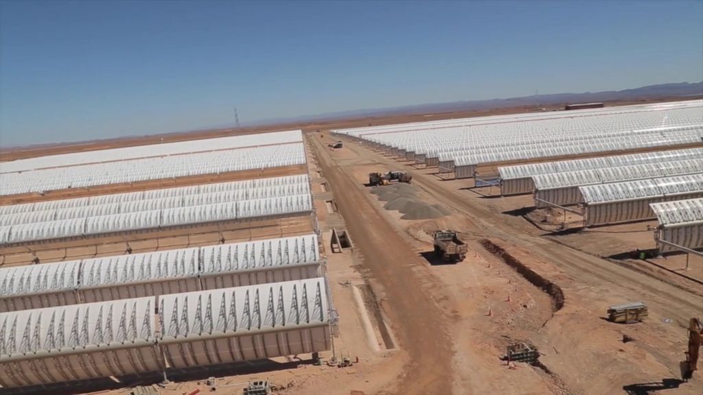 charlesb430's tweet photo. via @KueblerInc
#Moroccan #solar plant to bring energy to a million people > https://t.co/S2NkXdxl9n via @BBC https://t.co/aVUBCoRw3j