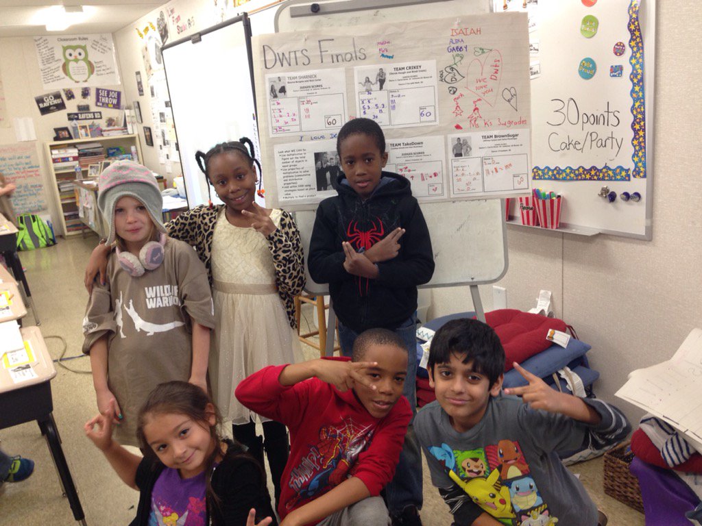 MrsStefanik's tweet image. #DWTSMath @derekhough @BindiIrwin @lindsayarnold @alekskarlatos @SharnaBurgess @nickcarter scores @ShirleyBallas