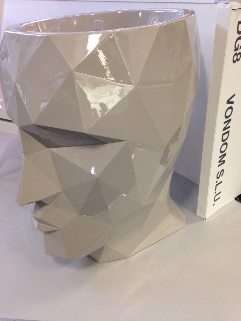 thjsolutions's tweet image. Some Fabulous products &amp;amp; brands #Sleep15 #hotel #design #lighting #furniture