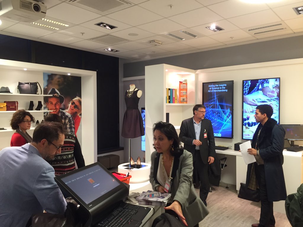 wallacebonis's tweet image. @Nedapfr présente ses solutions au #ClientCenter d&apos;#IBM dans le cadre des rencontres avec l&apos;écosystème IBM Commerce