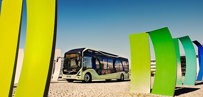 chalmersnyheter's tweet photo. Elbussen #linje55 vinner europeiskt hållbarhetspris!
https://t.co/EF3HvMzuPn
#chalmersftw #electricitygot #esp2015 https://t.co/K325HjLwIr