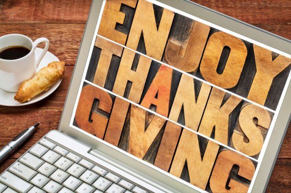 eLearngraphic's tweet photo. Reasons to be Thankful for eLearning https://t.co/MpJrqzYMtL #eLearningCompanies #Benefitsofelearning https://t.co/0fgvfDUtn1