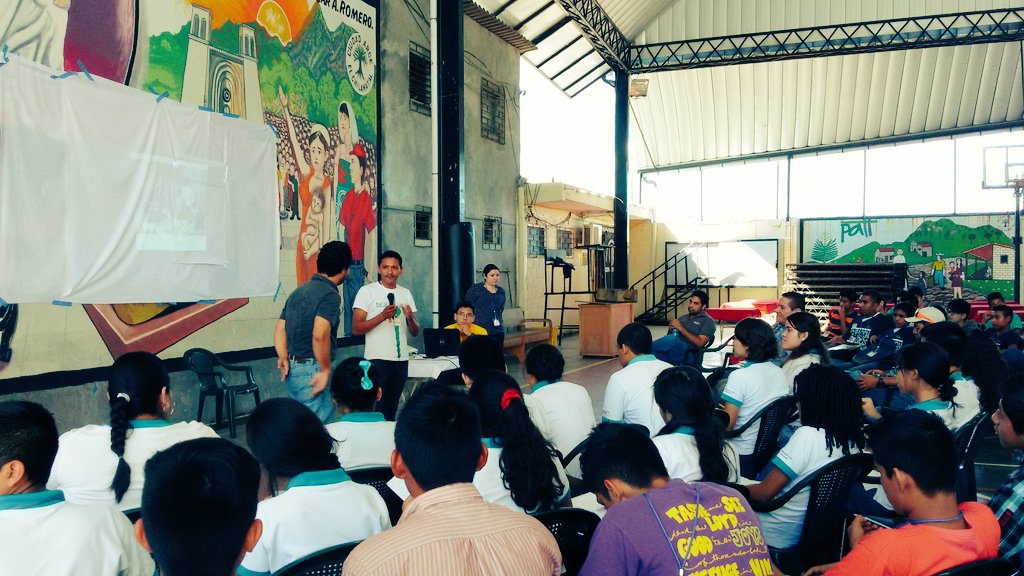 La importancia de la innovación y la tecnología en la preservación de espacios públicos gracias a <a href="/fablabsv/">Fablab San Salvador</a>