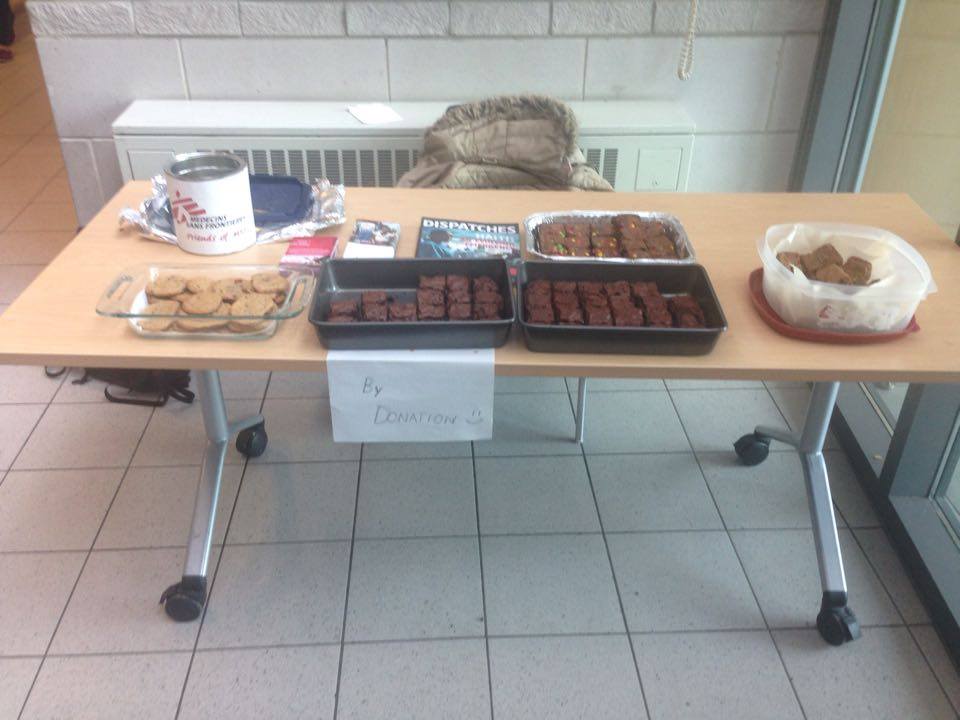 MacFriendsofMSF's tweet photo. Visit us in IAHS for some snacks! All proceeds go to MSF! @MSU_Clubs @MSF_canada @McMasterU #mcmaster #msfcanada https://t.co/VRWTehYTeH