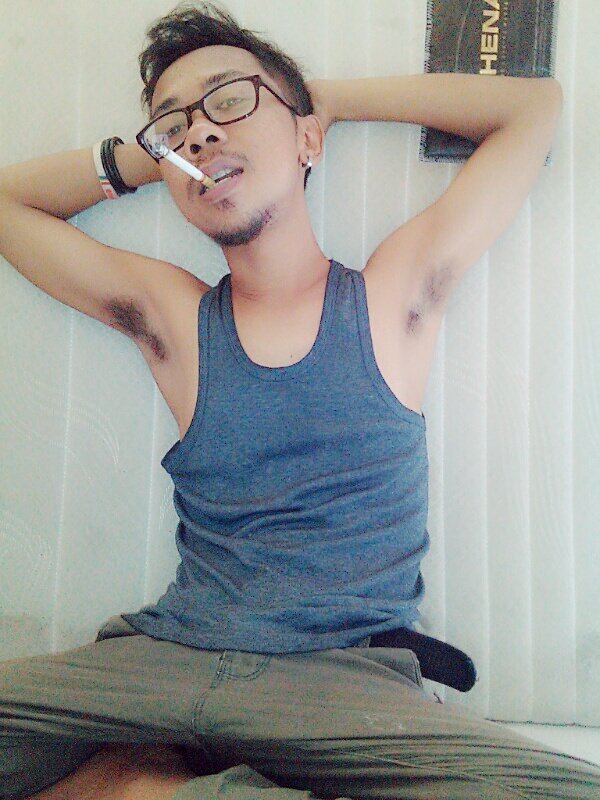arya_duy's tweet photo. Lagi cari bf nih gua ada yg jomblo gk ych klw ada invite my pin: 5AF8F014 n WA 08891643461 Or tlp 089521330421 https://t.co/dBMu321YgT
