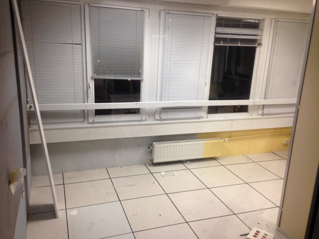 aga_datacenter's tweet image. Détection et extinction ont, salle de production vide,mini labo vide... Jeudi on vire le coffre