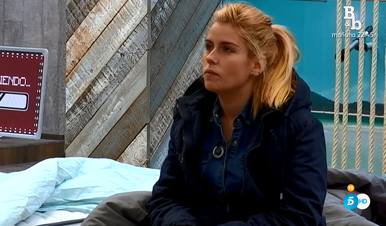 GHmomentazos's tweet photo. #Límite7GH16 Marina está decepcionada con Aritz. Apoyó a Han y Aritz ha vuelto con Han  https://t.co/XxKwmK9XcI https://t.co/s72WgeLX1Q