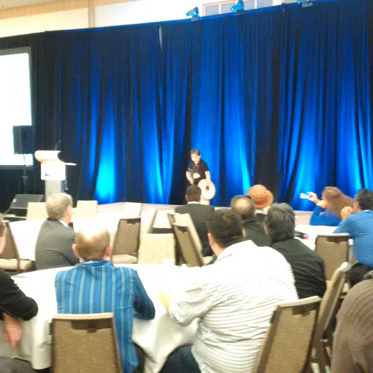 AMaynesClifford's tweet photo. Amazing young #talent @aboriginalmine #CAMA2015 @AME_BC https://t.co/W3Ke0BjLyh