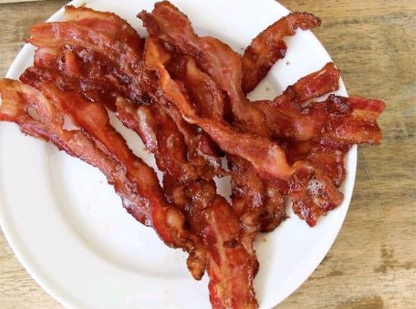 ItsFoodPics's tweet photo. I Love Bacon      https://t.co/vTWHxIdFNT
