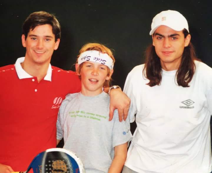 noticiaspadel's tweet photo. Pasan los años, la calidad se mantiene #padelretro @Miguel_Lamperti @juanimieres https://t.co/N2CuZJzCYD