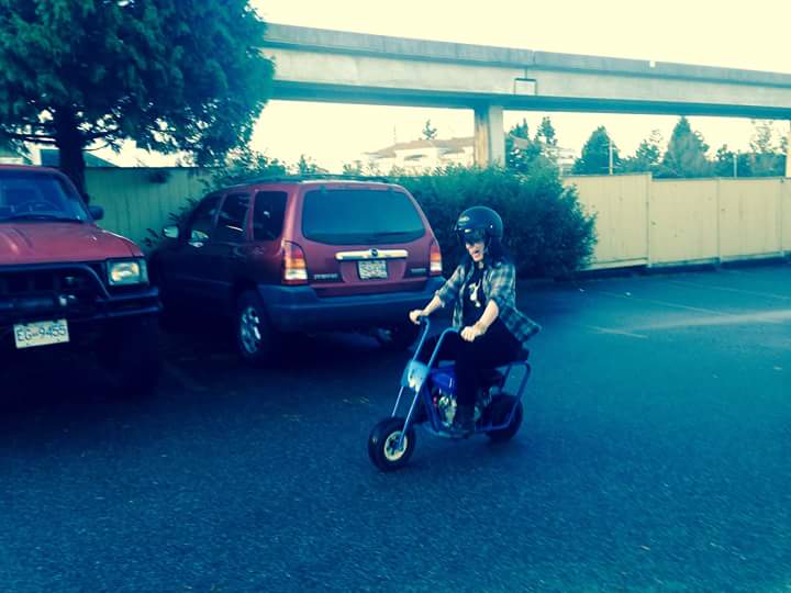 tinylilsandra's tweet image. Mornin shenanigans @BronStudios. Its an actual a mini bike.Scale is lost w/ me on it #MiniBikeMadesss #AnimatedLife