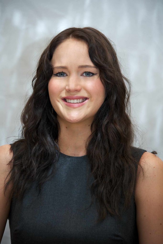 Rtorfavthg's tweet photo. RT for blonde Jennifer
Like for brunette Jennifer https://t.co/zHm4JjxwC5