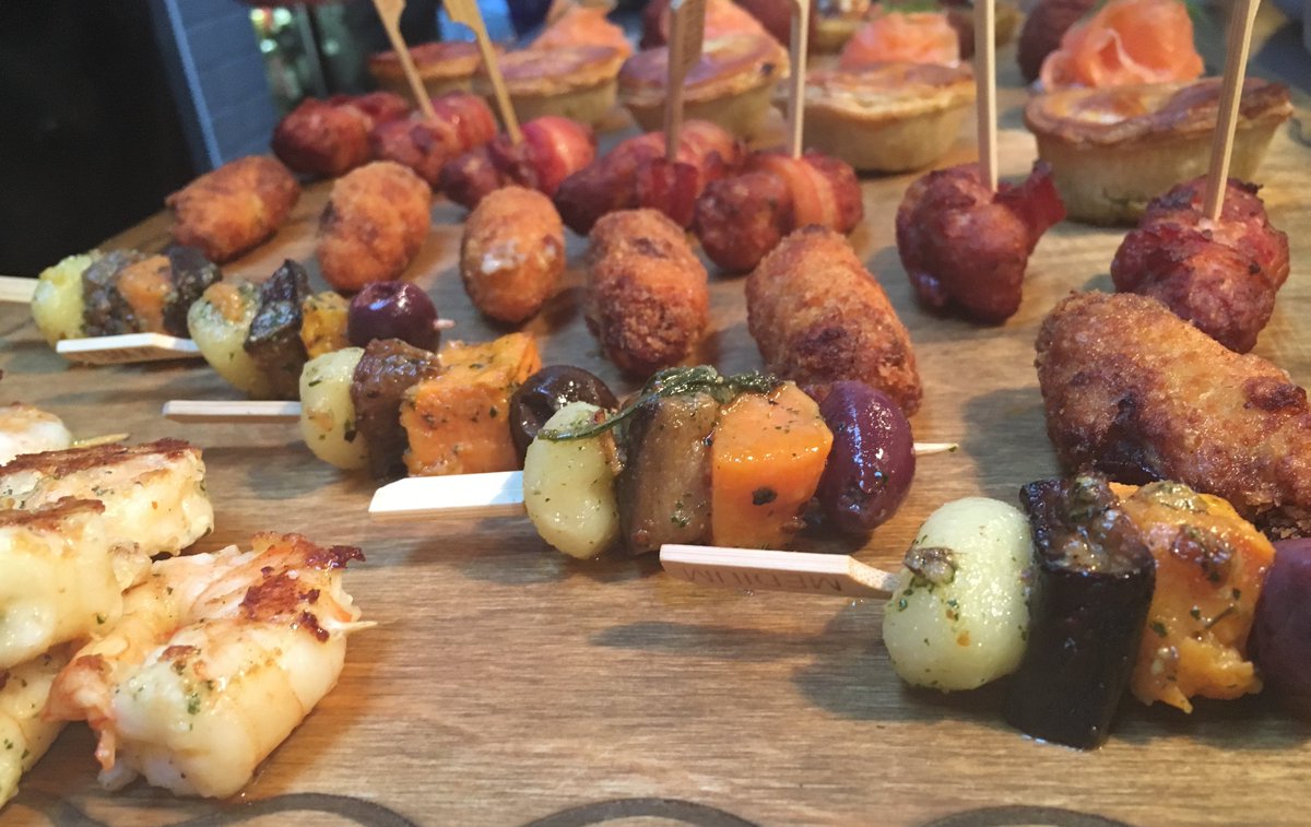 BLT_Catering's tweet photo. Last week we catered for a Bday Party, allowing guests to sample our brand new Christmas themed dishes and canapés. https://t.co/lxlMuE4BA5
