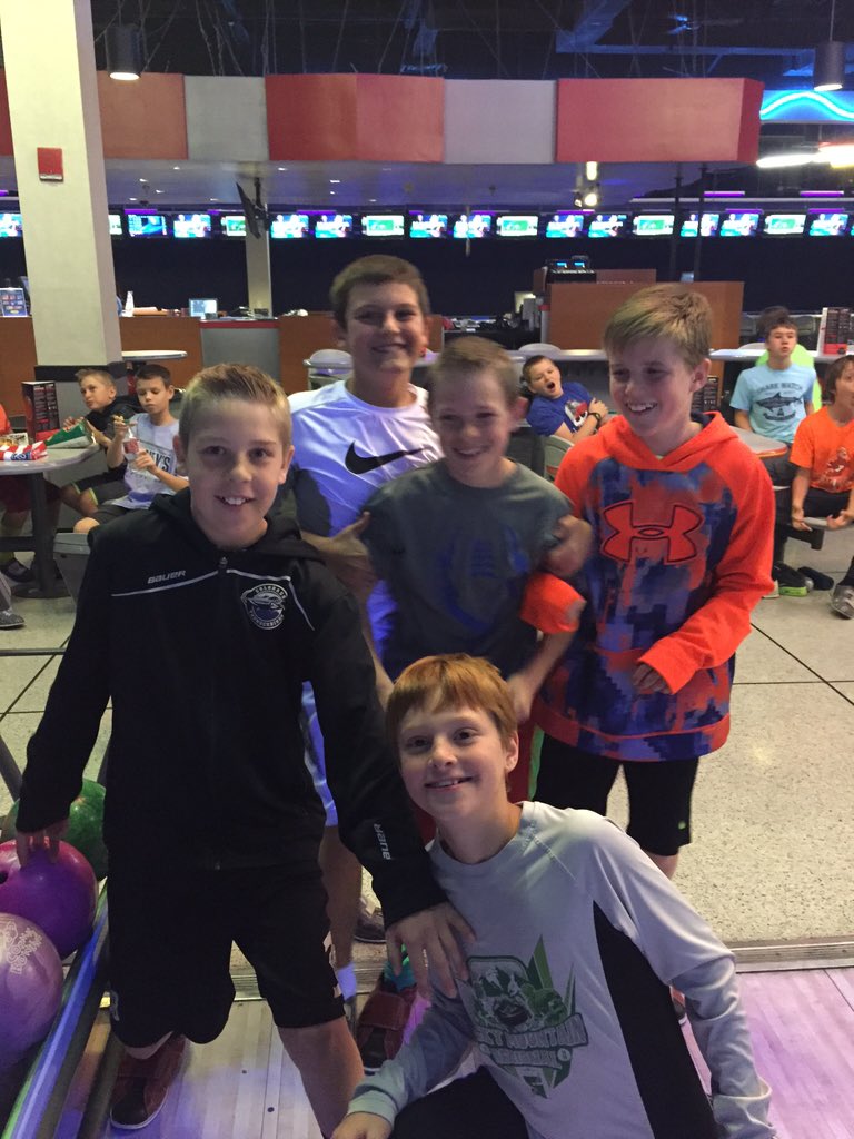 sam_coll2's tweet photo. Bowling fun! Bringing our PE skills to the bowling alley! #HeritageExplorers https://t.co/NIEdPUJqSw