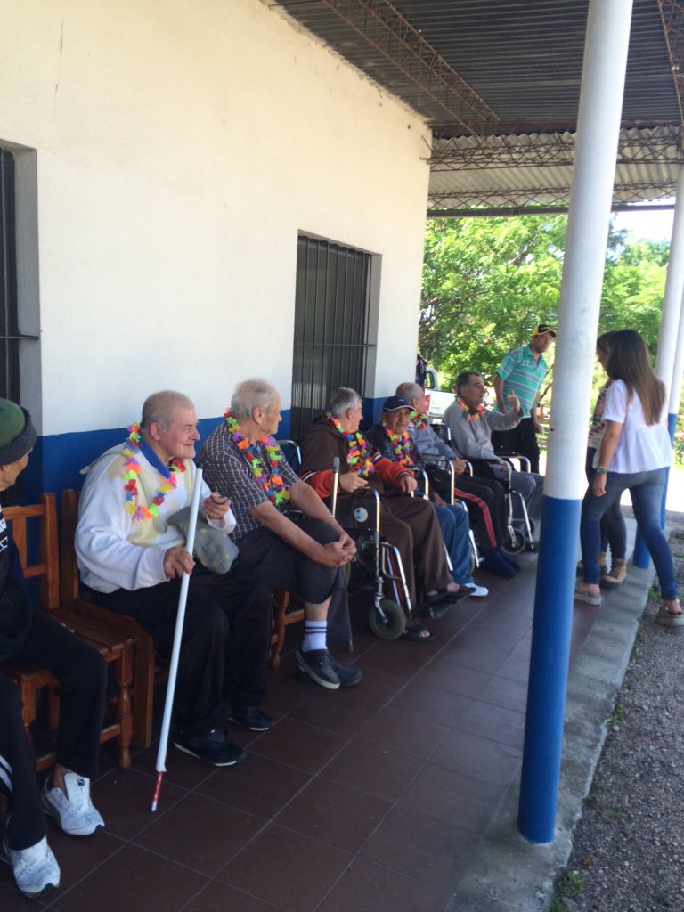 sembradores.com.uy tweet media