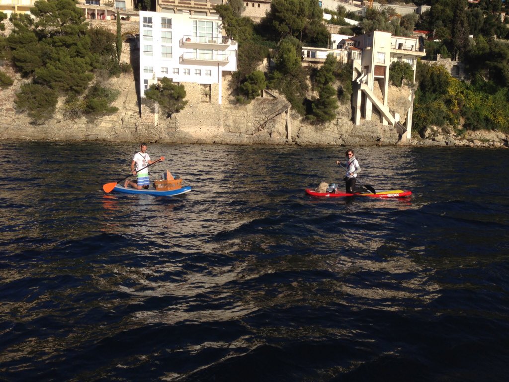 PaddleCleaner's tweet photo. Aujourd'hui nettoyage en mer entre la plage de Passable et @Villefranche06. @VilledeNice https://t.co/Sy4OBf3ZwQ