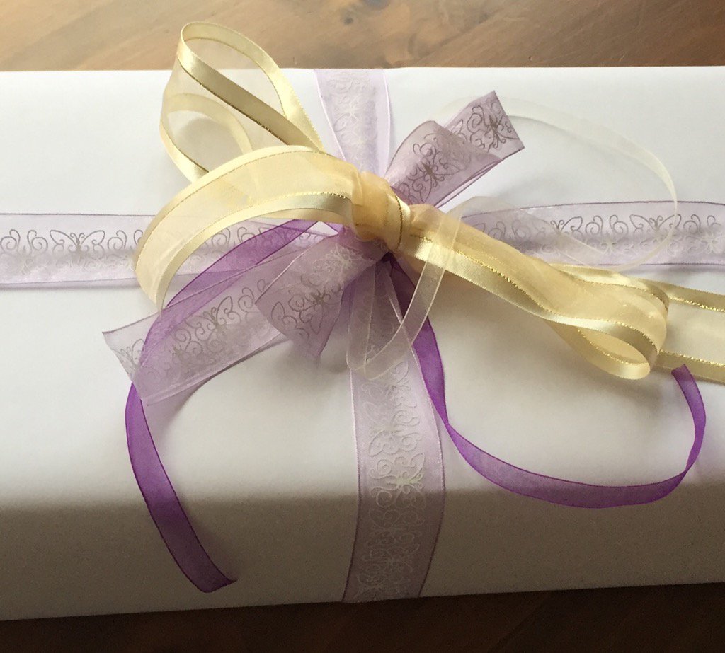 iChimes's tweet photo. A very happy customer - they chose lilac ribbon - free gift wrapping at iChimes :) https://t.co/XUkHvv4I26