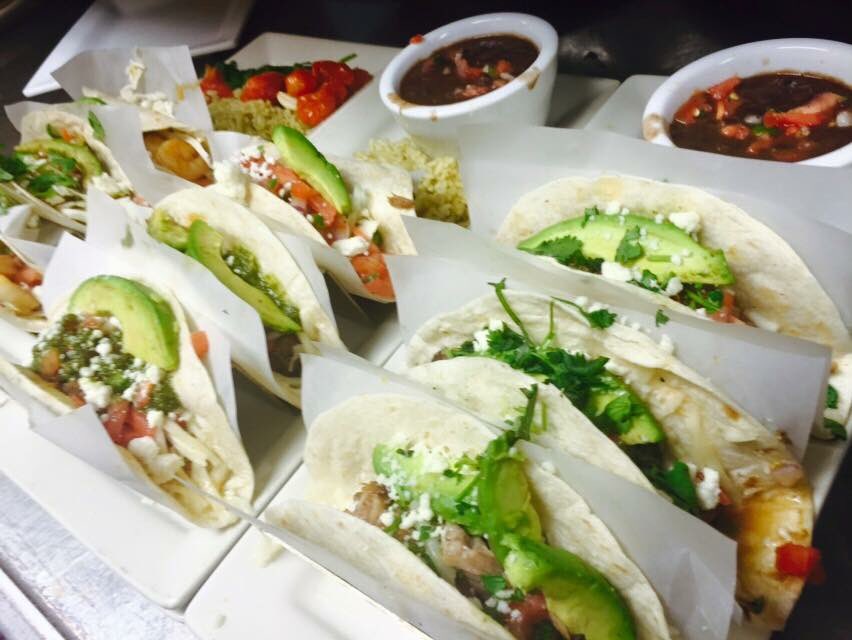 ChilliHeadsLeeT's tweet photo. Because today is Taco Tuesday!!!! #TacoTuesday #ChilisElPaso #ChilisLeeTrevino #chilislove https://t.co/p1LpcHa0pc