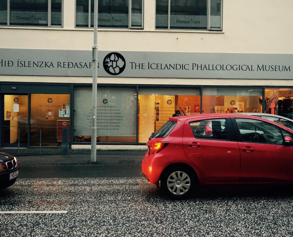 joCseward's tweet photo. Full of dicks this place https://t.co/6z6Qi4RWgo