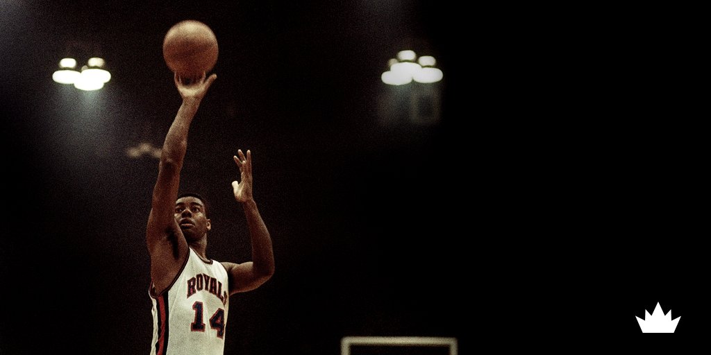 To wish Oscar Robertson a happy birthday! 
