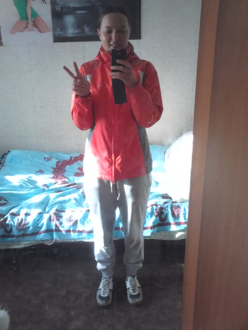 &amp; me right now is going on evening's jogging)) See ya soon, guys!! Peace!!))) https://t.co/1n08Qzz6n