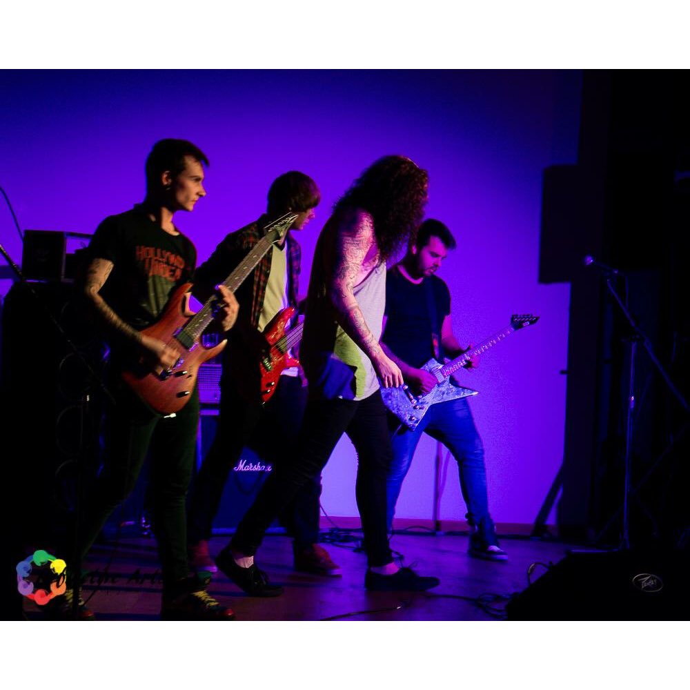 STDband's tweet photo. Sick shot from saturday! Cheers lowestoft😝 https://t.co/L6cDF8hCjT