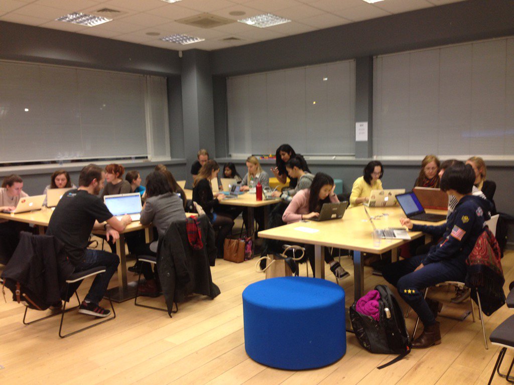 CodeFirstGirls's tweet image. @8thLightInc @ChristophGockel @felipesere now it's the attendees turn to become #git authors #practicalgit