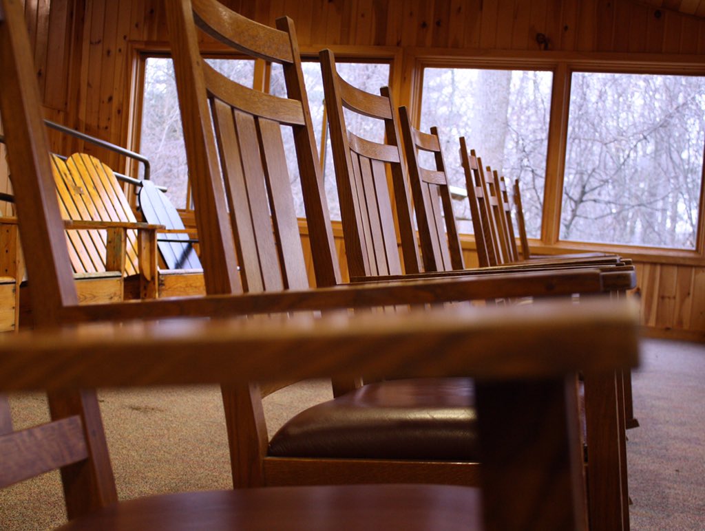 BeaverLake_NC's tweet photo. Check out the wildlife viewing room and relax while you watch different birds visit the feeders!#blnc #naturecenter https://t.co/1U82ANzQdX