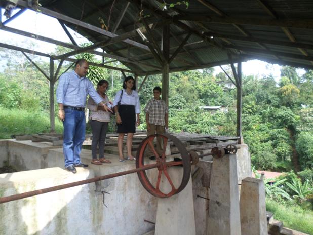 neftalideltoro's tweet photo. #IMCAFE recorre antiguo beneficio de Café en ejido El Edén, donde estará el Museo Interactivo del Café. https://t.co/DxM233VDFL