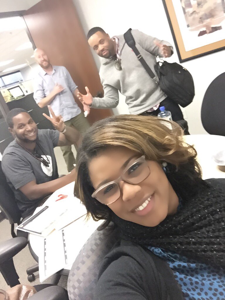 #OneSprint #SprintBusiness #Boost #Engineer <a href="/Aarondunbar_spg/">Aaron Dunbar</a> @SprintVegasSE   <a href="/marceloclaure/">Marcelo Claure</a>