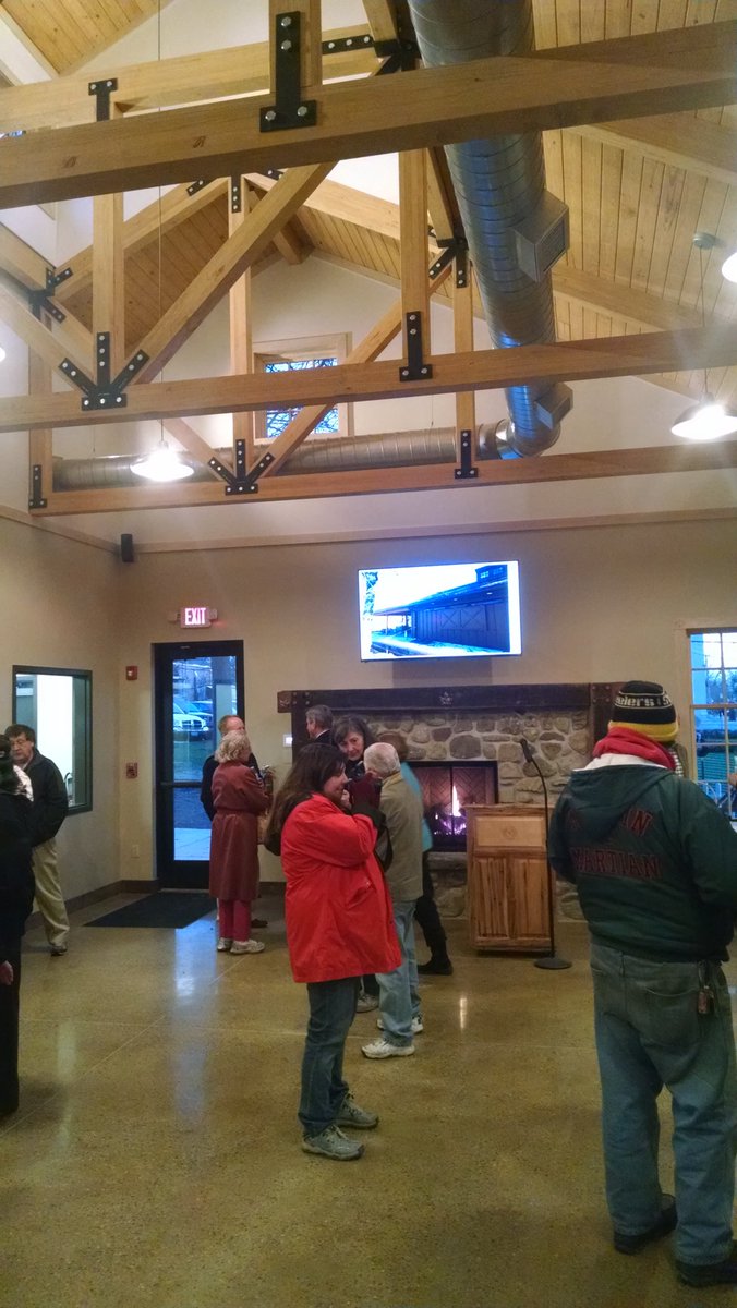 Chardonsupt's tweet photo. Chardon Heritage House tours this evening. Beautiful facility! #cls200 https://t.co/btMGJEJ541