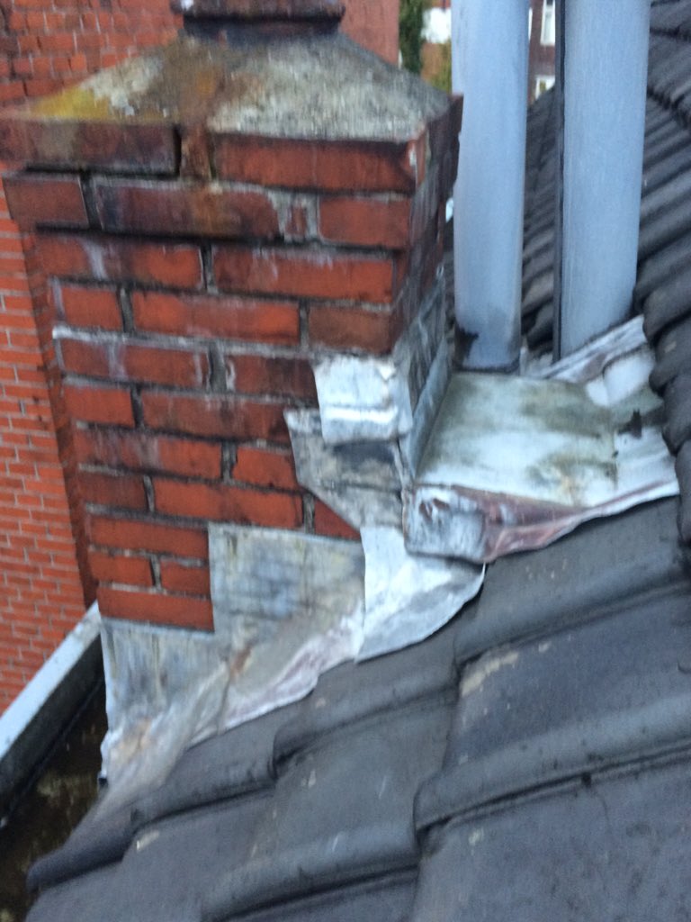 Clementsdaktech's tweet image. Hele slechte schoorsteen, zo is er nog......... Zo is hij weg