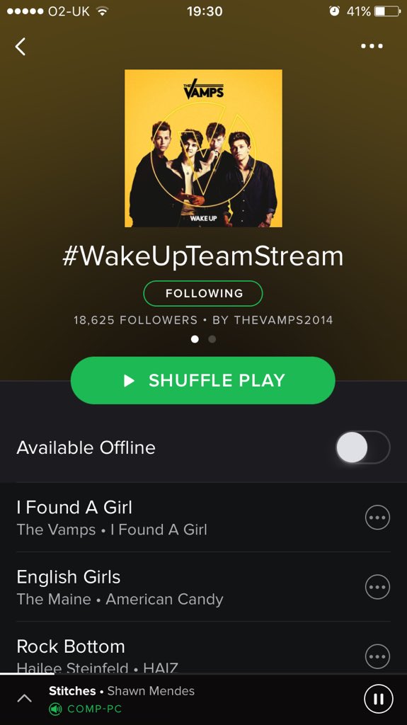 fckbradinblack's tweet photo. Helping me power through my English essay👊🏼 @TheVampsband #WakeUpTeamStream https://t.co/3oBNCqjs8P