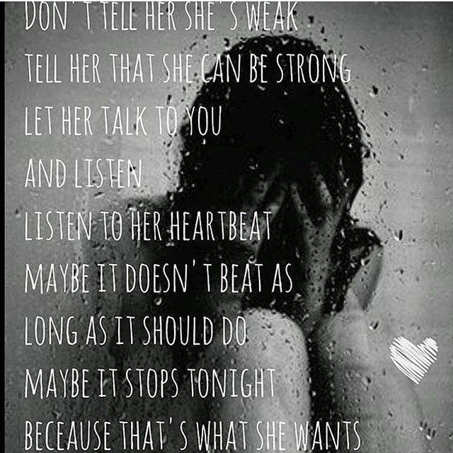 lucafex's tweet photo. Iv had such a shitty day so far an I'm done. #selfharm #selfharmer #selfhate #selfharmquotes #quotes #cut #cutting … https://t.co/RsNTD74DLO