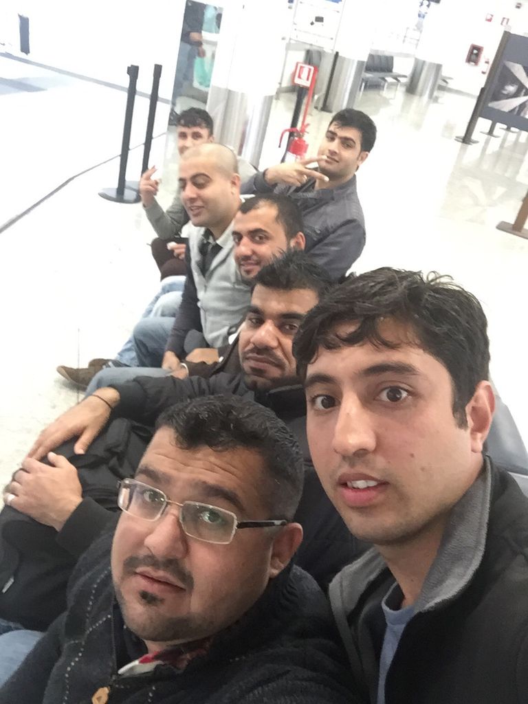 rahatjani1's tweet photo. My friend leving time in airport #flypak https://t.co/AFBLEuY8PV