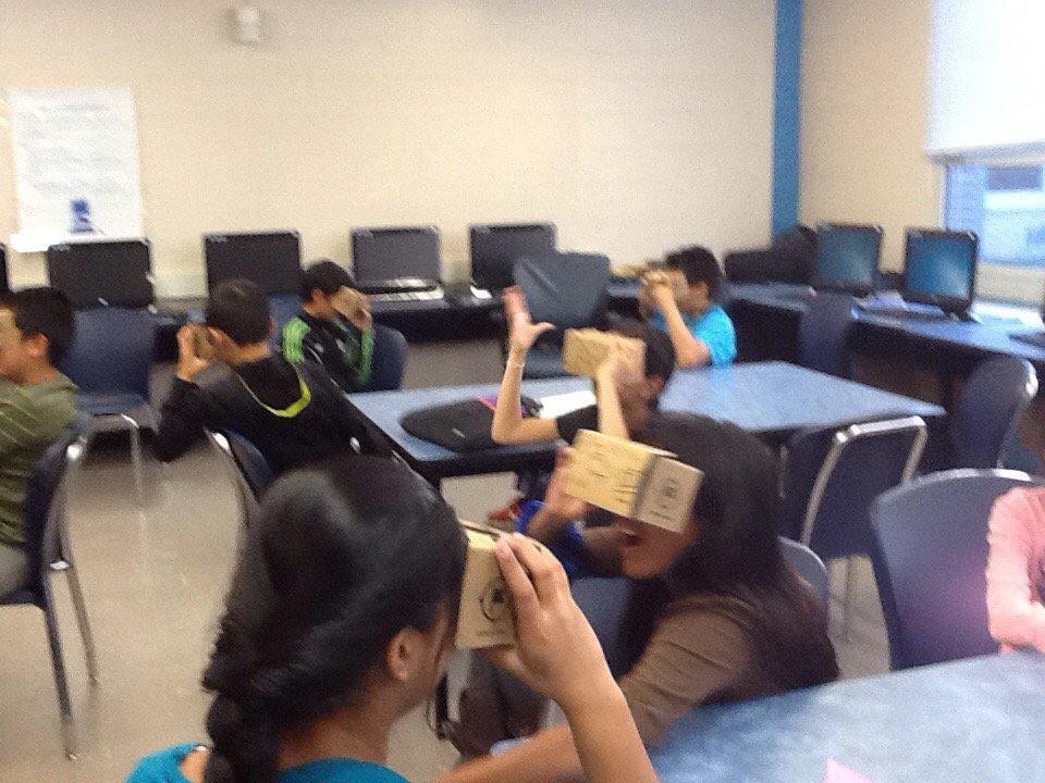 JAMS_Knights's tweet photo. "Did you see the aliens? Now do you believe!?" @cmolnar21 #GoogleExpeditions #edisonk12 #jamazing https://t.co/BAdp4Jv460