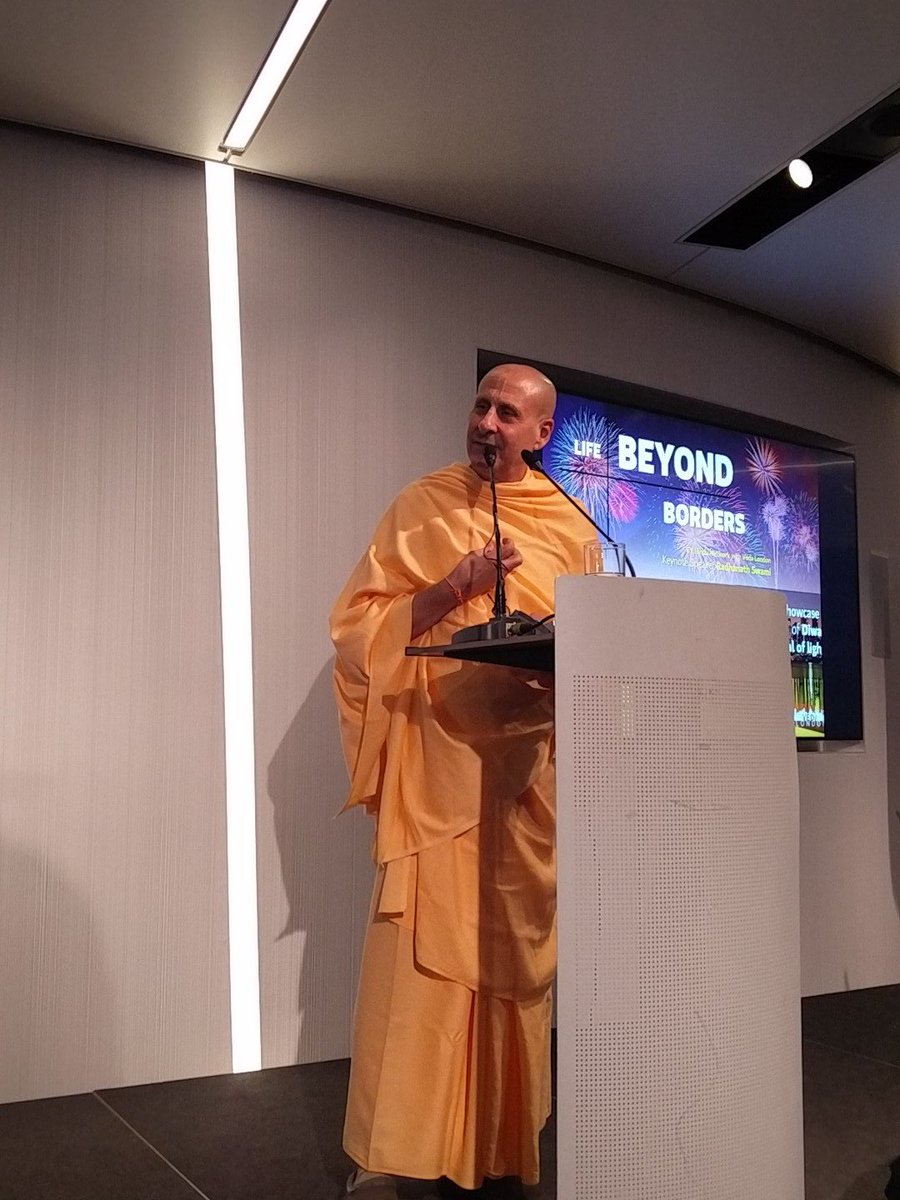 radhanathswami's tweet photo. Pleasure is something of heart. Things can give satisfaction to the mind, but no "thing" can gratify the heart. https://t.co/chK004H8k7