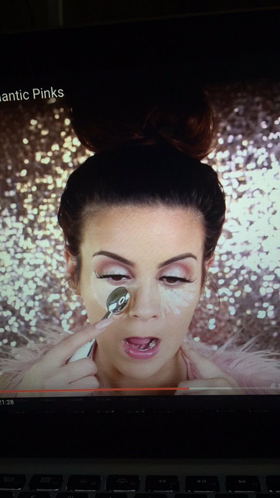 delanier's tweet photo. Both of these photos of @nguerriero19 are a perfect representation of how i apply my make up https://t.co/4DFc0yX3L5