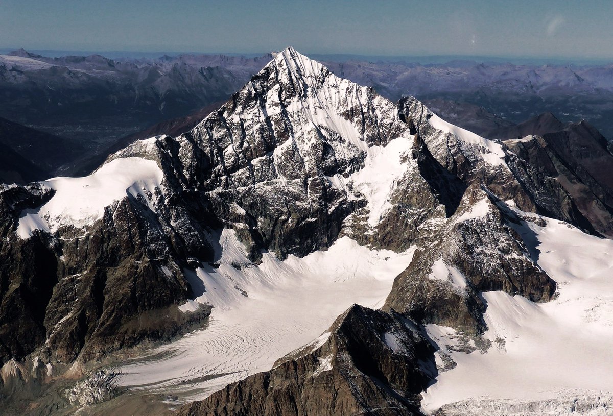 Stunning #DentBlanche 4,357m <a href="/MySwitzerland_e/">Switzerland</a> @thealpineclub <a href="/newlyswissed/">️Newly Swissed️</a> #Zermatt