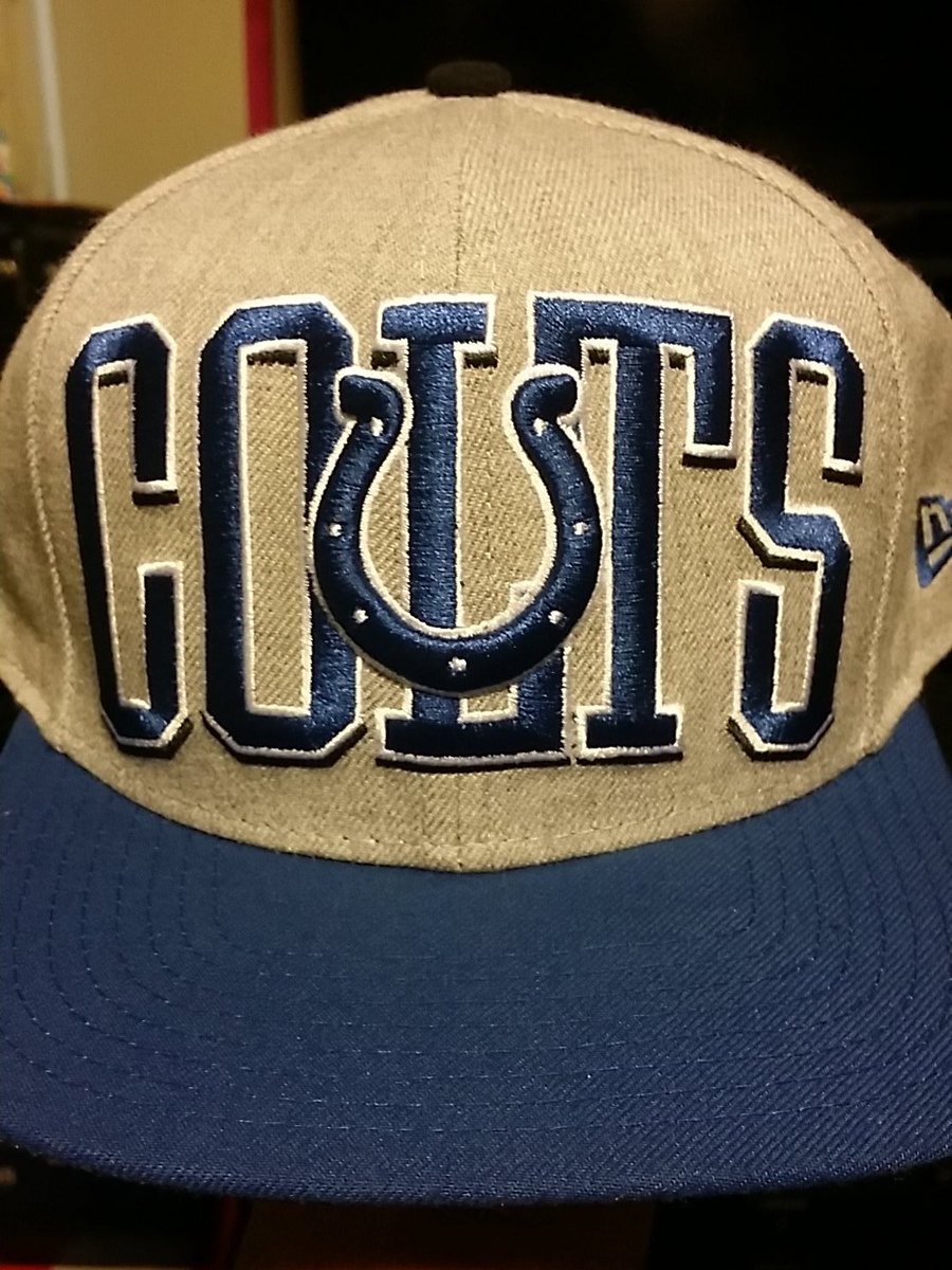 Simplyremrkable's tweet photo. @lids #ColtsSnapYourCap https://t.co/OLgSfo0Ktq