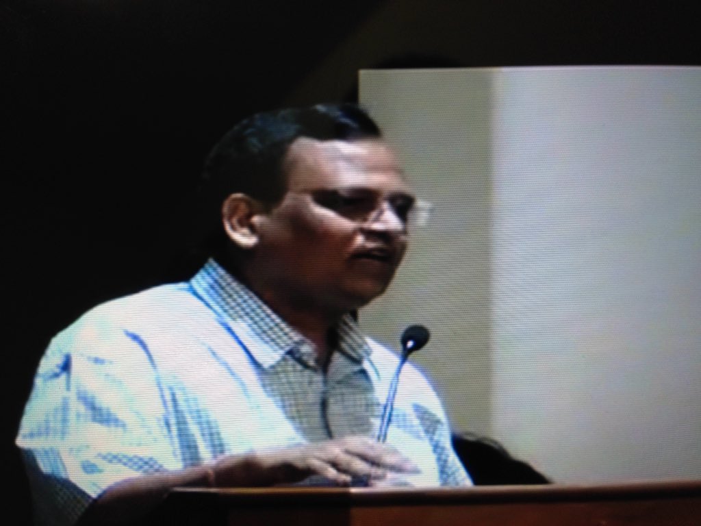 muntaziraapka's tweet photo. @ Iam watching now ..#Swatchdelhi https://t.co/cwN5g0D9g6