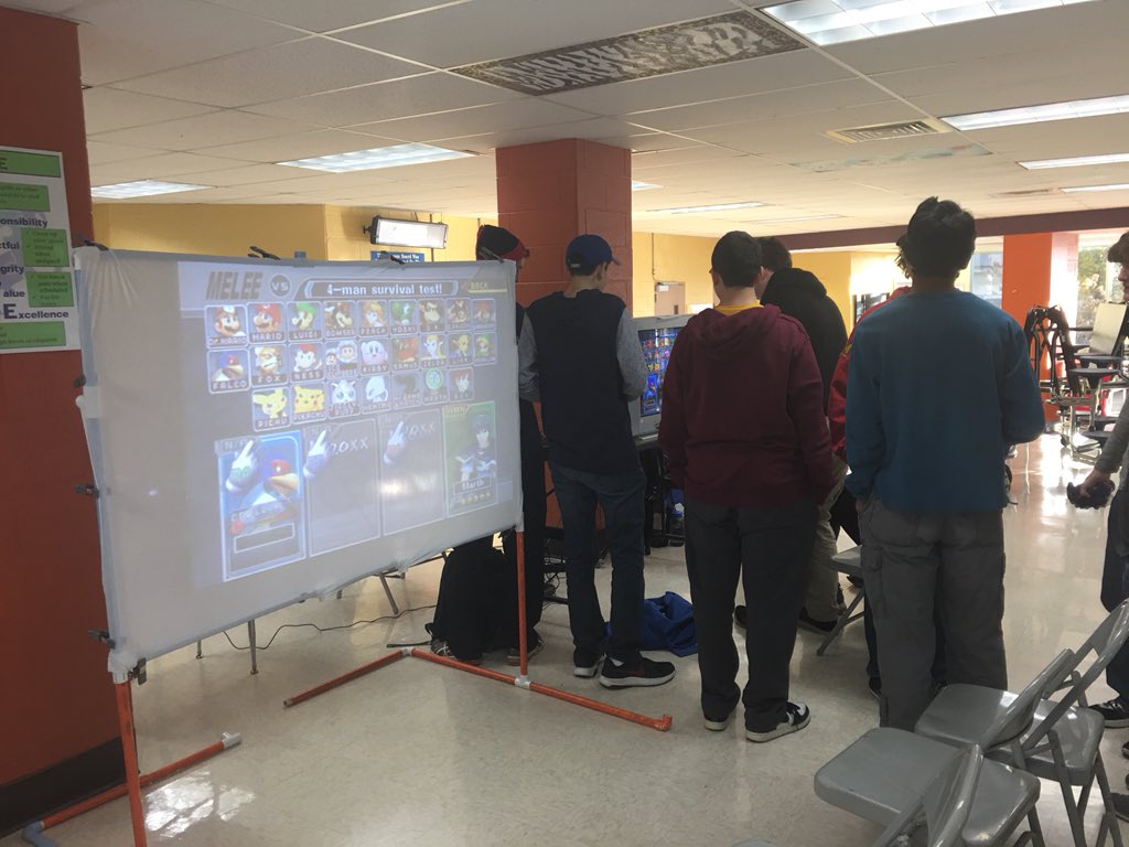 FaitakesJMHS's tweet photo. @MahopacSmash  getting ready for melee https://t.co/AvTY3qyheE